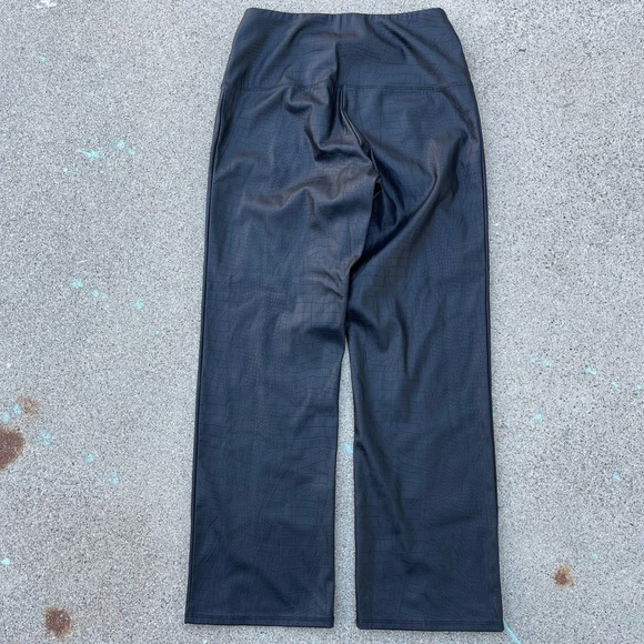 Joie Croc Embossed Faux Leather Elastic Waist pull on pants size small preloved - Picture 2 of 5